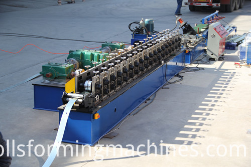 U Parantez Güneş Enerjisi Stent Üretim Sistemi solar bracket roll forming machine